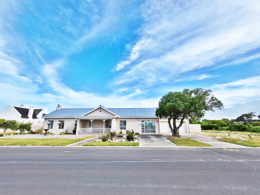 3 Bedroom Property for Sale in Struisbaai Western Cape